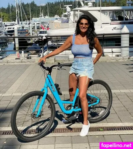 Nisha Khare OnlyFans Thumbnail #qHvVre60rA