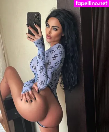 Nita Kuzmina OnlyFans Thumbnail #kzbP7x0u6V