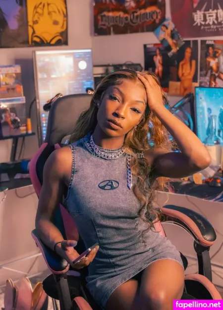 Niviawolfe OnlyFans Thumbnail #bpzYyq2gWc