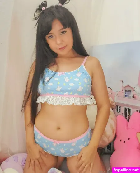 Nixiepixiev OnlyFans Thumbnail #d8r6DQZL6Q