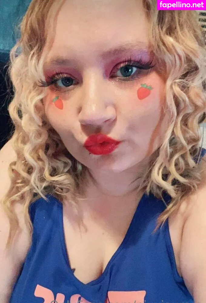 nixxiaurora, nyour_dreams Nude Leaked OnlyFans Photo #SRIfHNBnOc