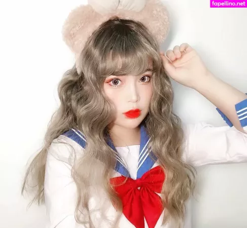 Niyeye2019 OnlyFans Thumbnail #c1vdyPmGEV