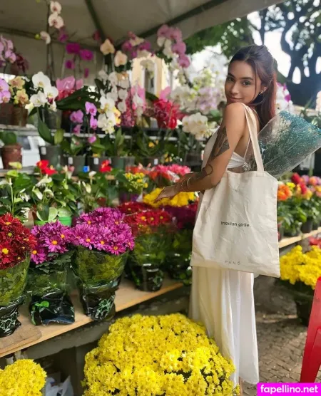 Nnayaaa OnlyFans Thumbnail #J1QQHIa1So