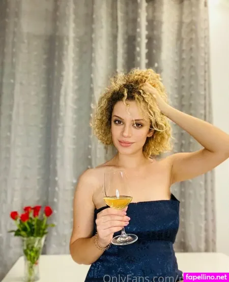 Nncy2001 OnlyFans Thumbnail #KQ5PPrMcUN