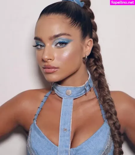 Noa Kirel OnlyFans Thumbnail #4B9XvhDU7o