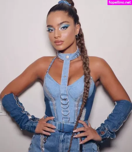 Noa Kirel OnlyFans Thumbnail #C6BoVwfZBW