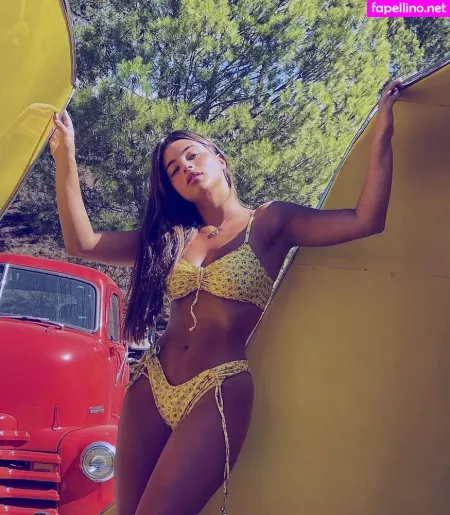 Noa Kirel OnlyFans Thumbnail #R9s5OMXytV