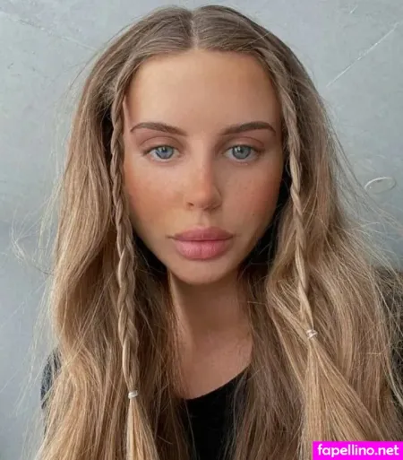 Noa Sibony OnlyFans Thumbnail #0UaIAc1g8q
