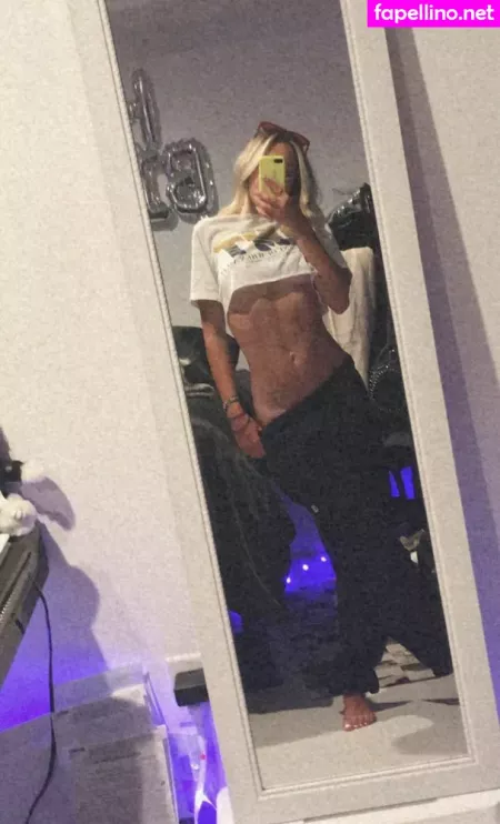 Noah Cyrus OnlyFans Thumbnail #NsVt5BpzeD