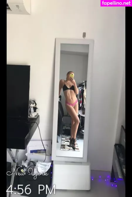 Noah Cyrus OnlyFans Thumbnail #d9L2PlW1Hb