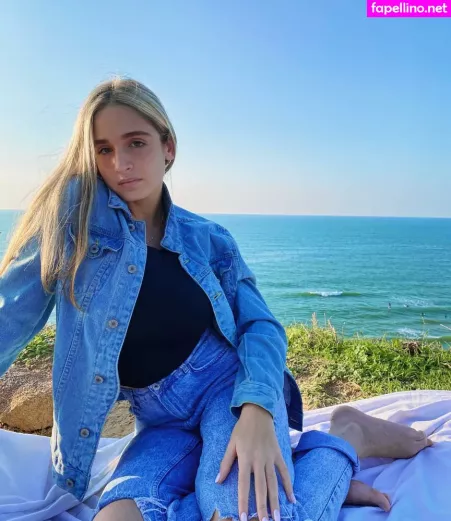 Noaperetss OnlyFans Thumbnail #1xsuwYihw1
