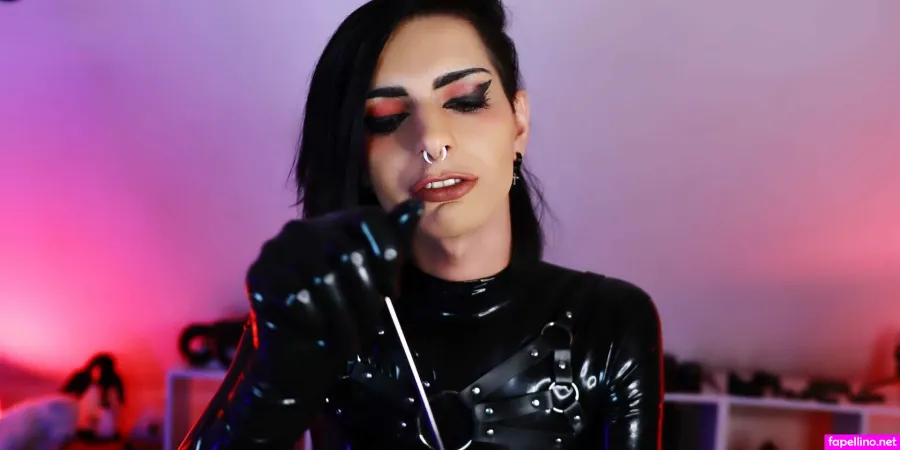 Nocturnal Latex OnlyFans Thumbnail #JgSuw2YHjs