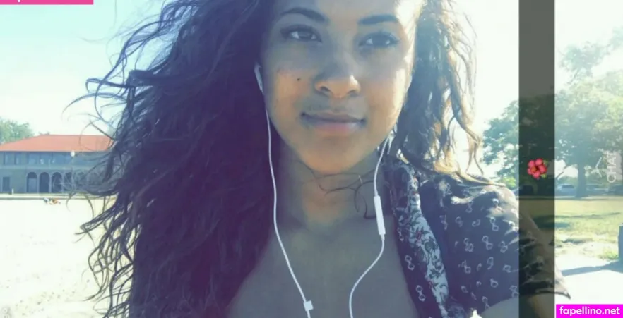 Noelia Moore OnlyFans Thumbnail #F2C8BS4i5Q