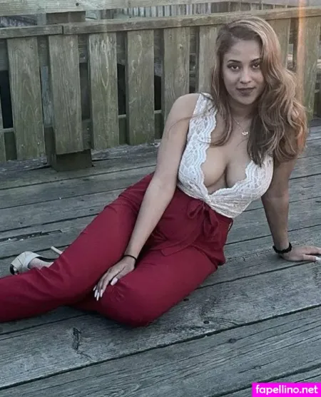 Noelia Moore OnlyFans Thumbnail #VHRrJA3uaH