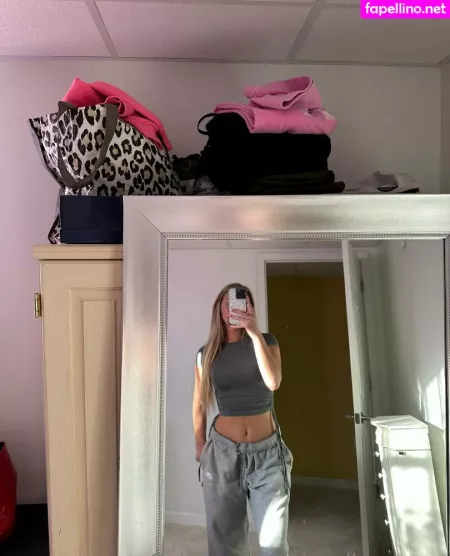 Noelleeexoxo 1 OnlyFans Thumbnail #0CJiiOlpIS