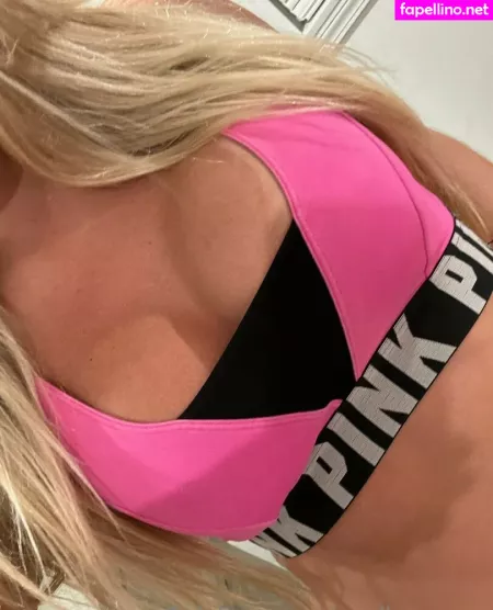 Noelleeexoxo 1 OnlyFans Thumbnail #6YtvVvzLNf