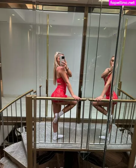 Noelleeexoxo 1 OnlyFans Thumbnail #tDkNRWnBd2