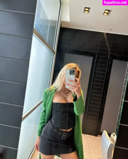 Noelleeexoxo 1 OnlyFans Thumbnail #yOAmuSarYp