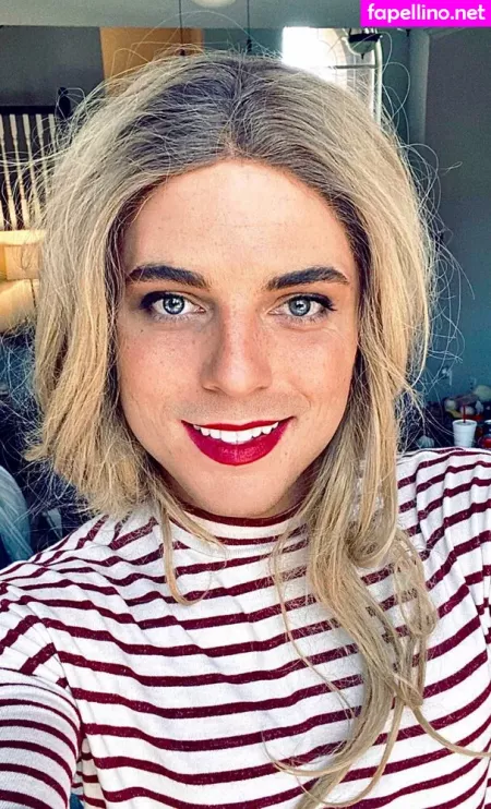 Noellenights OnlyFans Thumbnail #fflawwCxQ5