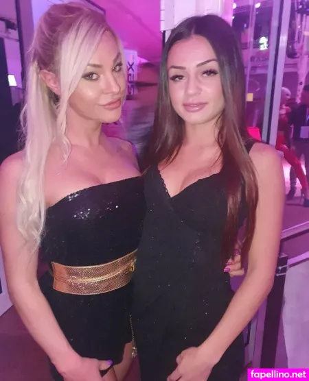 Noemi Blonde OnlyFans Thumbnail #3YYH9Cf8i0