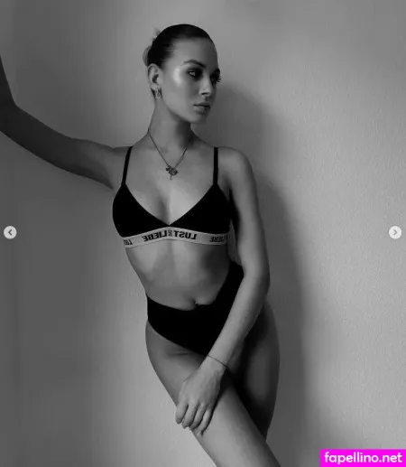 Noemi Peschel OnlyFans Thumbnail #8KZ2KsQxd5