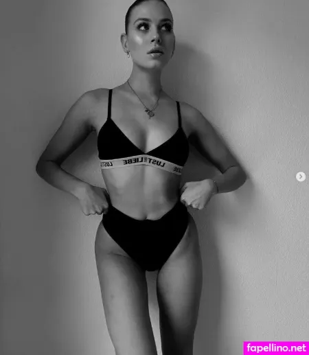 Noemi Peschel OnlyFans Thumbnail #aqR4gBb1AO