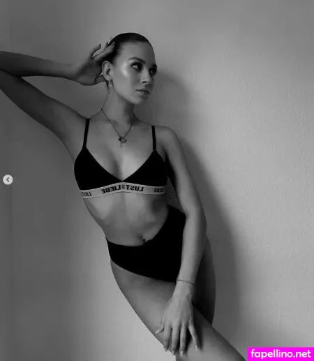 Noemi Peschel OnlyFans Thumbnail #u2My8azJfE