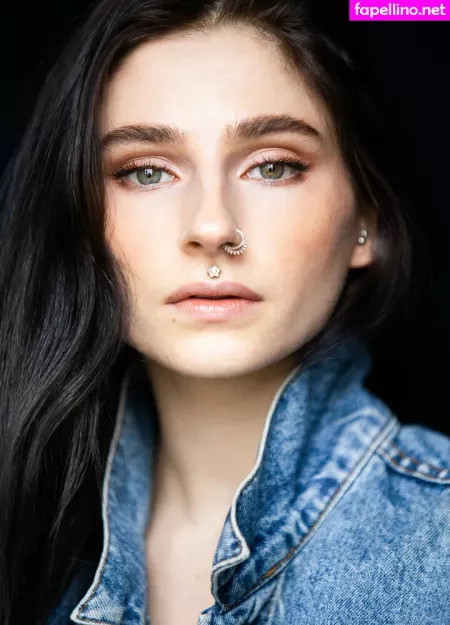 Noemie Doragon OnlyFans Thumbnail #rV8OTe6r5T