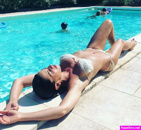 Noemie Elbaz OnlyFans Thumbnail #4moIqTHoWd