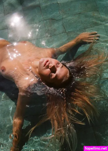 Noemie Neuens OnlyFans Thumbnail #W6rjSpTsXg