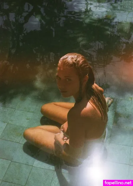 Noemie Neuens OnlyFans Thumbnail #zgeRUpwNO5