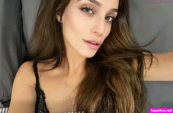 Nofar Sharvit Main Profile Photo