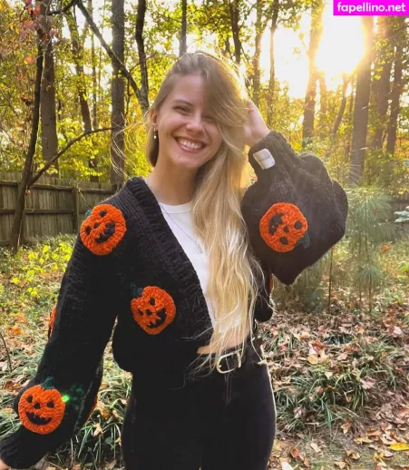 Noisybutters OnlyFans Thumbnail #HbzC7Eujb2