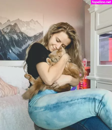 Noisybutters OnlyFans Thumbnail #VcF9FvwqYa