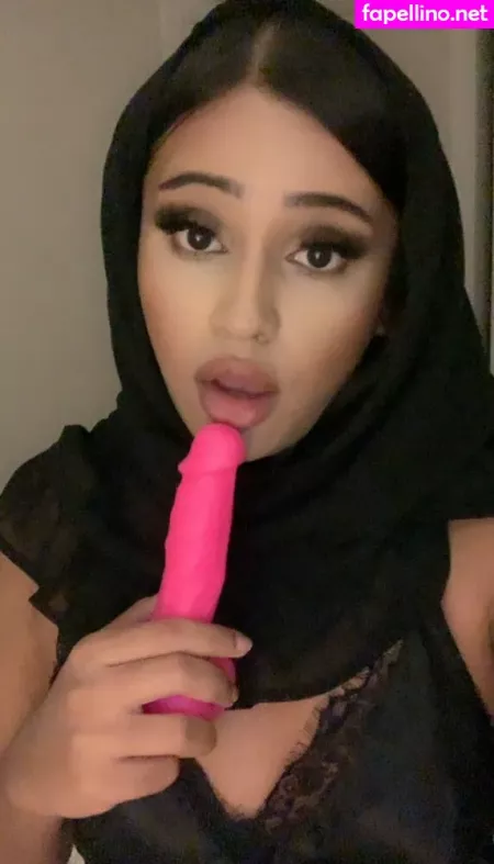 Noisynadiaa OnlyFans Thumbnail #CzeFjg88mz