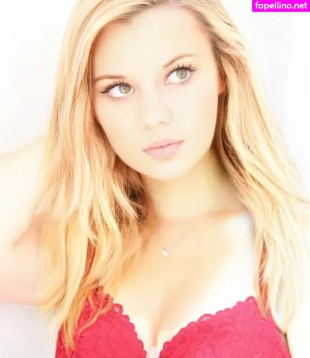 Nolwenn Dis OnlyFans Thumbnail #KwZecRcwnB