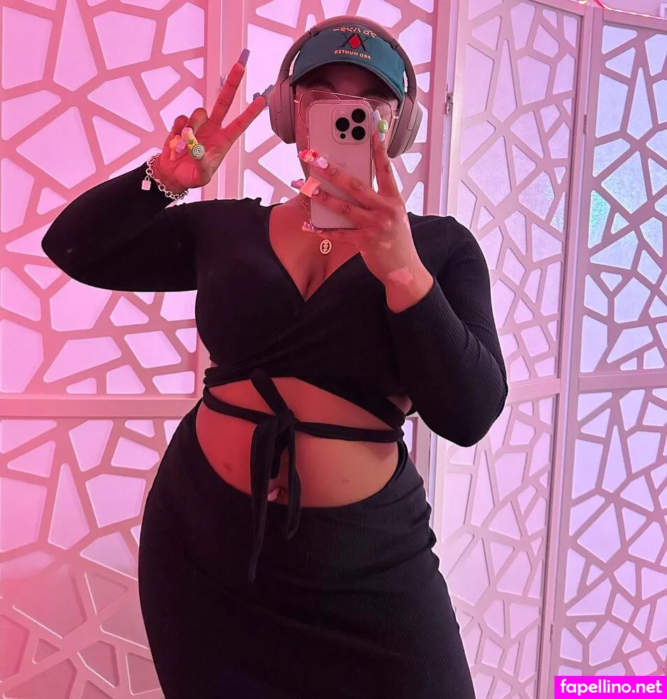 nomfwanime Nude Leaked OnlyFans Photo #0oOnyEHqyl