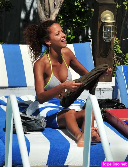 Nomie Lenoir OnlyFans Thumbnail #2uR3LWshJF