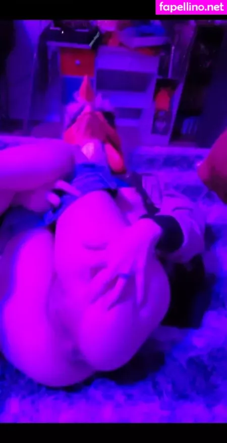 Nomnstromn OnlyFans Thumbnail #edyQy2nxkL