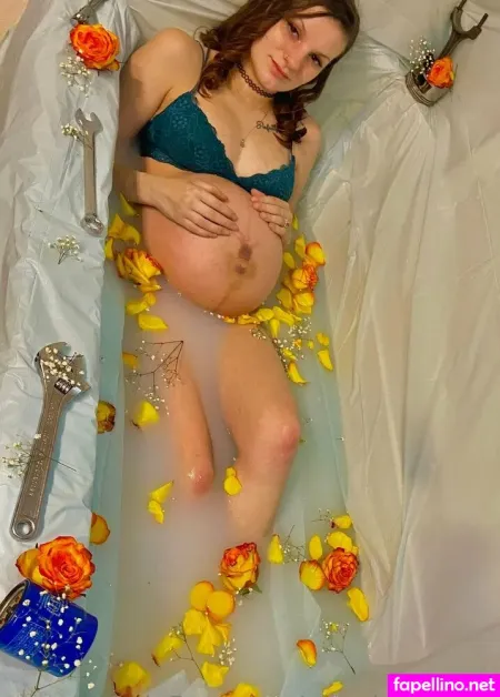 Nonniedreams OnlyFans Thumbnail #hNIupbE8rw