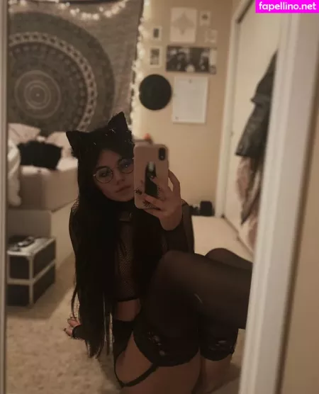 Nonsalemwitch 1 OnlyFans Thumbnail #2UYJifC1iC