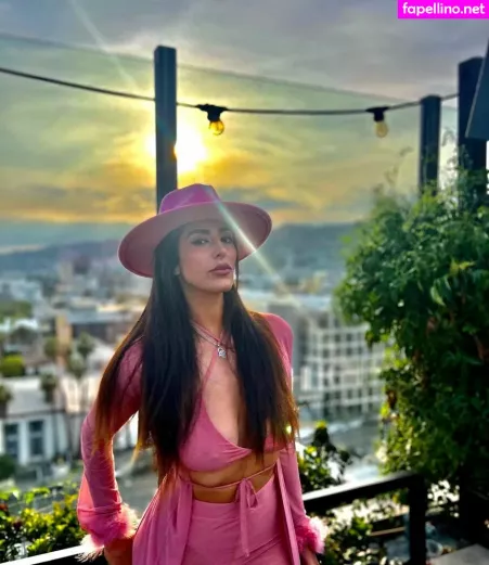 Noorish Ur Perfection OnlyFans Thumbnail #d9P3zdeFYY