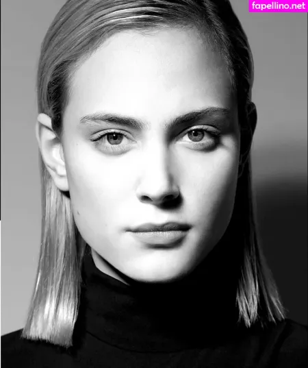 Nora Arnezeder OnlyFans Thumbnail #UWAUJdmOAI