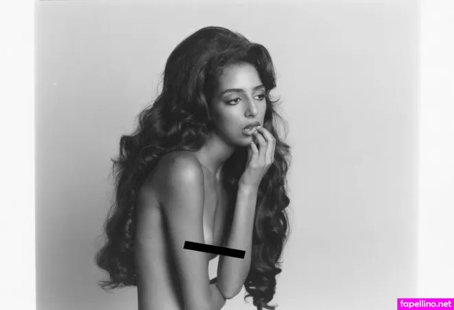 Nora Attal OnlyFans Thumbnail #RVtcAhvBk9