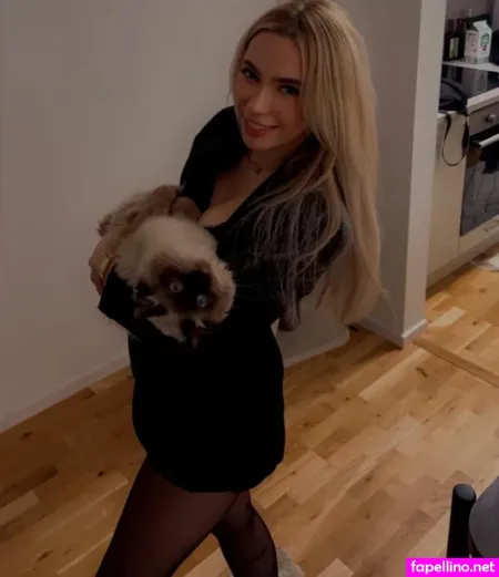 Nora Hedman OnlyFans Thumbnail #REUayLaA6f