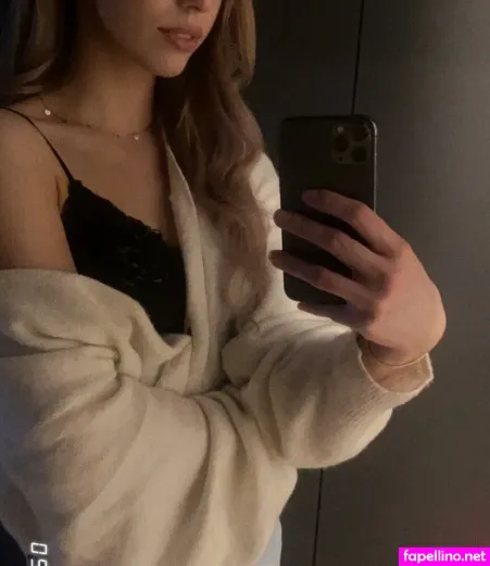 Nora Hedman OnlyFans Thumbnail #UJCSLuWGmo