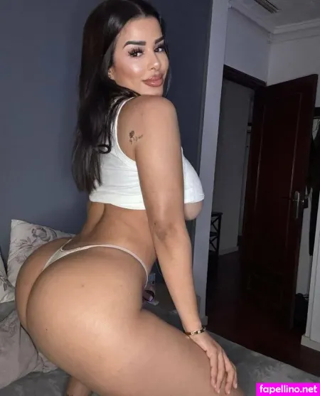 Nora Khalifax Main Profile Photo