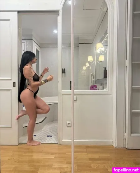 Noraaagr OnlyFans Thumbnail #2Y2ZcrIUhk