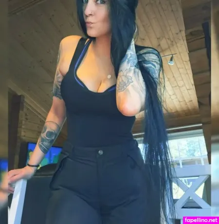 Northern Valkyrie OnlyFans Thumbnail #GNfxJXtYzL