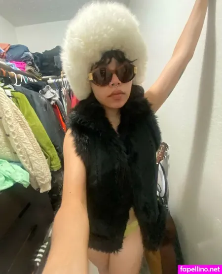 Nosheylin OnlyFans Thumbnail #JIcyw6wpvU